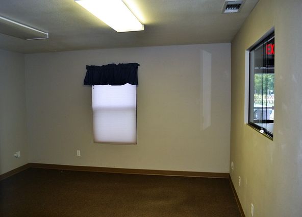 4725 Wellington St, Greenville, TX 75401